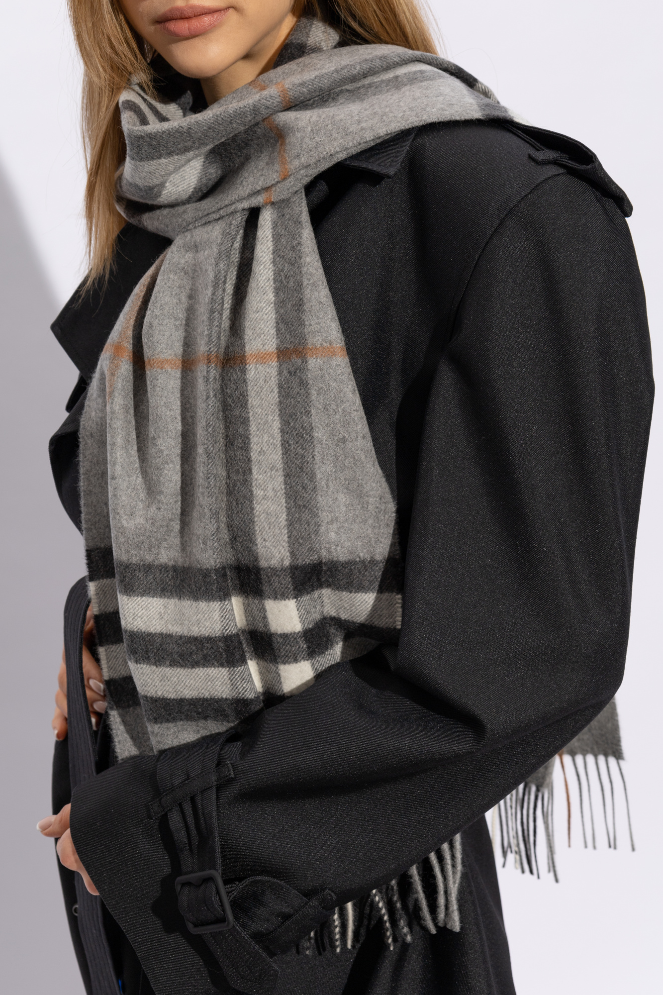 Burberry cashmere scarf grey online